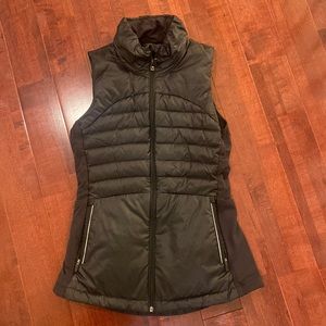 Lululemon puffer vest